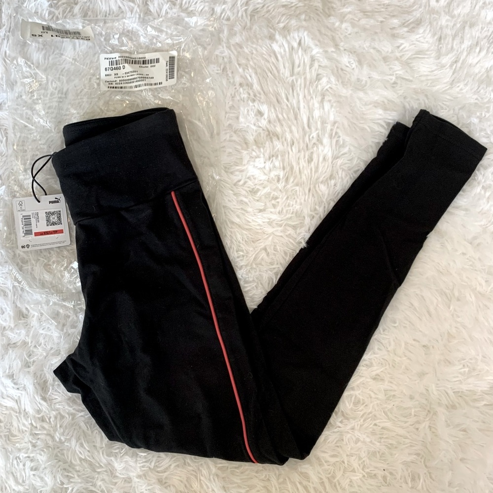 NWT Puma “Batman” Black & Red Detail Legging, size XS